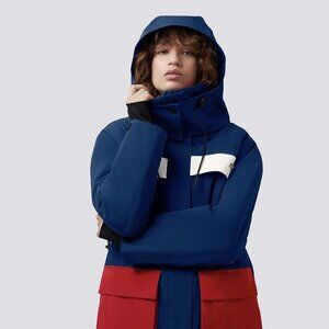 Perfect Moment Layered Sub Peak Ski Jacket - SMALL